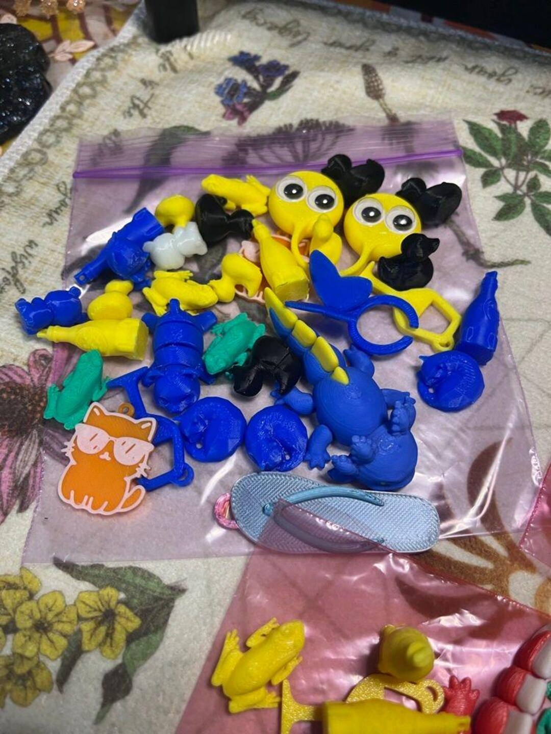 33pc Festival Trinkets Rave Toy Pack 3D Printed Toys Mini Trinkets ...