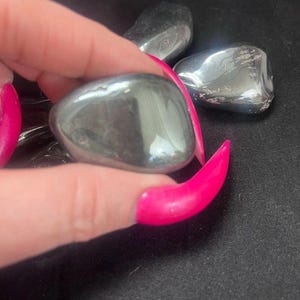 Hematite Palm Stone (Med)/ Hematite Palm Stone/ Hematite/ Polished Crystals/ Palm Stone/ Silver Stone/ Tumbled Stone/ Crystals