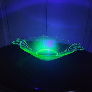 Uranium Glass Bowl, Double Handle Vaseline Glass Serving Bowl with Scalloped Edges, Black Light Glow, Vintage 1950s, 9 in