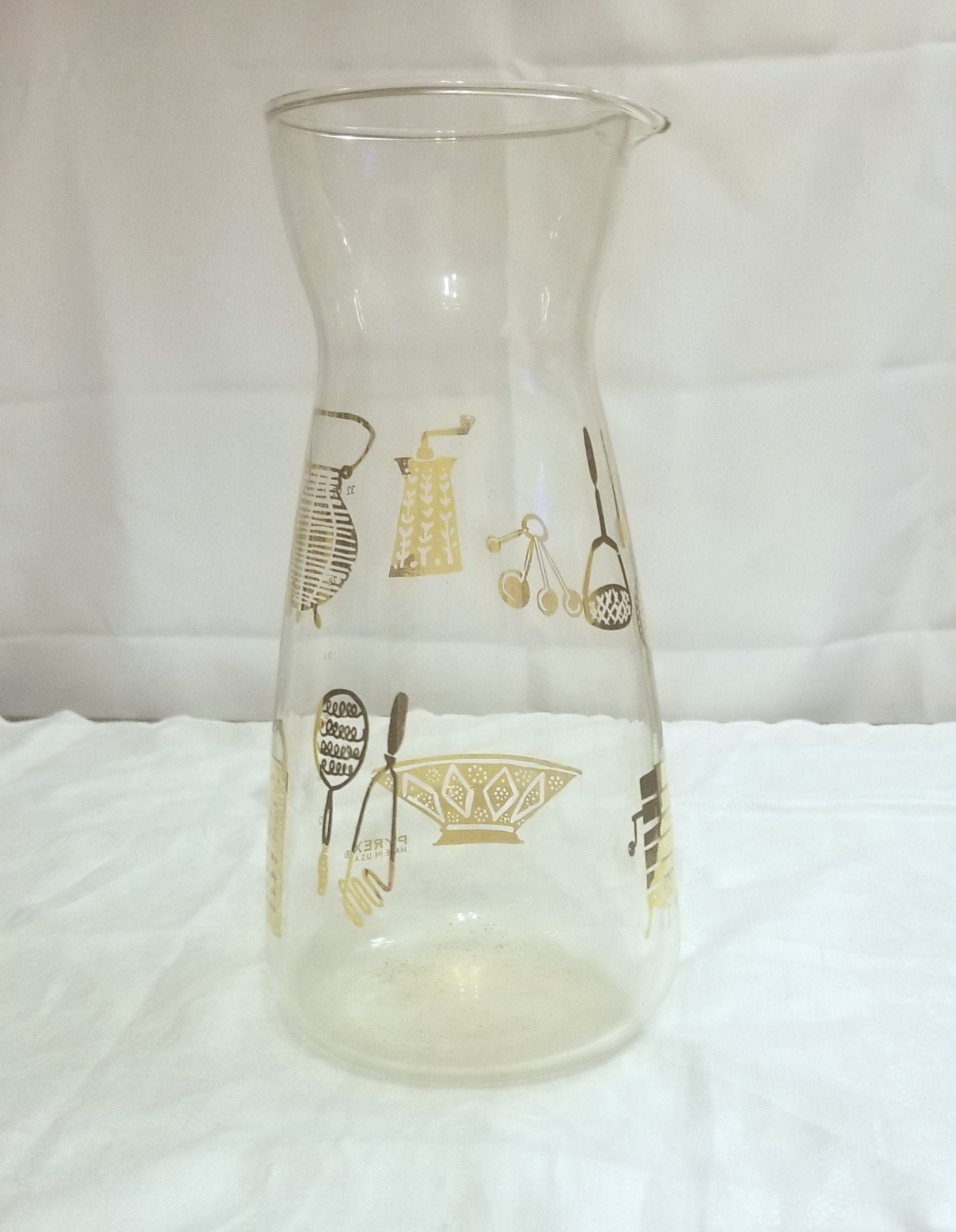 pyrex juice pitcher