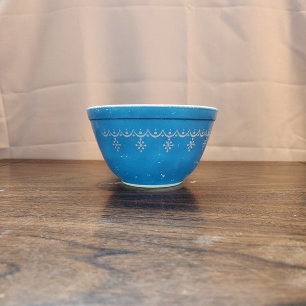 Pyrex Snowflake Blue Garland Mixing Bowl, Small, 401, 1 1/2 PT, White on Blue, Milk Glass Ovenware, Compatibles Collection, Vintage 1970s