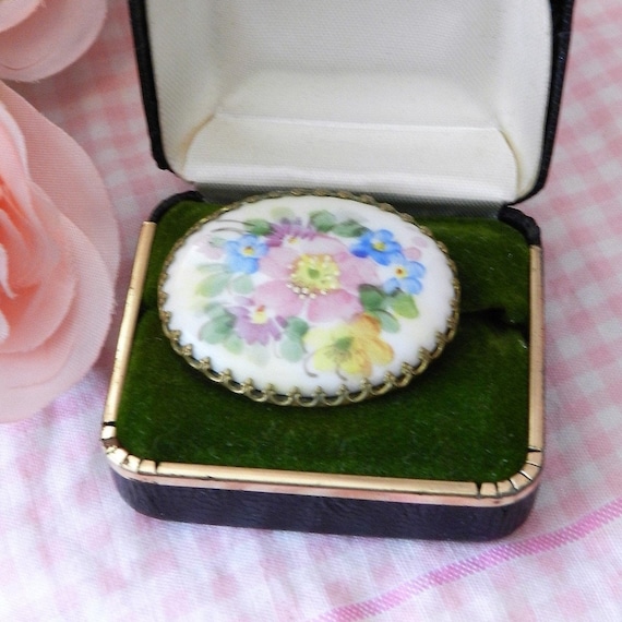 HAND PAINTED PORCELAIN Pin