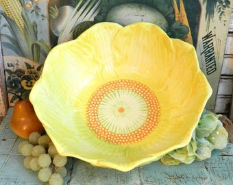 KATE WiLLIAMS GL0BAL DeSiGN C0NNECTIONS YELL0W FL0WER B0WL/10 1/4" DIAMETER