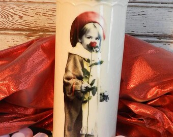 ReD R0SE FL0WER VASE/ENCHANTiNG/KiM ANDERS0N/8"
