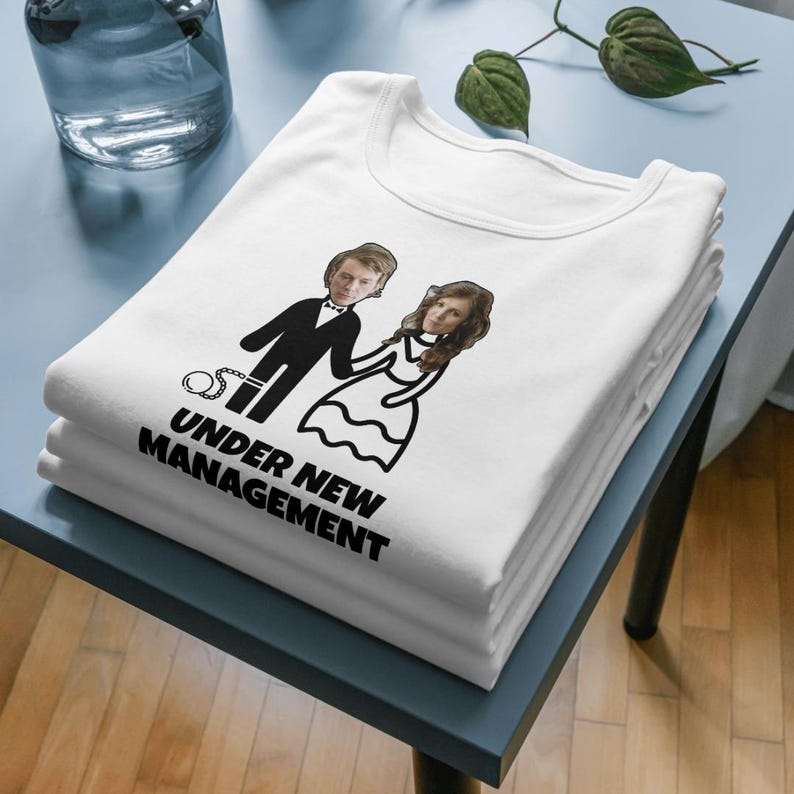 Camiseta de despedida de soltero con nueva dirección – Camiseta personalizada con la cara del novio y la novia. imagen 10