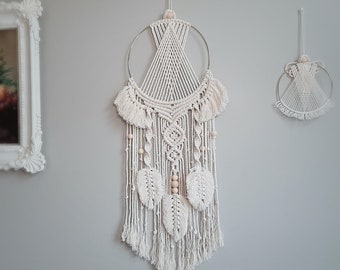 Macrame Angel Dream Catcher Wall Hanging: Feather Decor