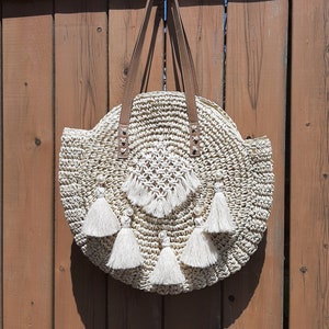 Limited Macrame straw bag beach bag shoulder bag crocheted straw round gorgeous pearl tassel macrame summer bag tote bag women's bag