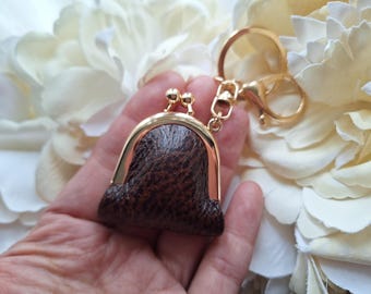 Cowhide Leather Mini Kiss Lock Purse: Small Items Case Keyring Charm