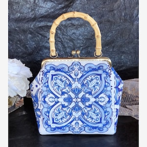 Handmade Maiolica Jacquard Clutch: Blue & White Bamboo Handle Purse