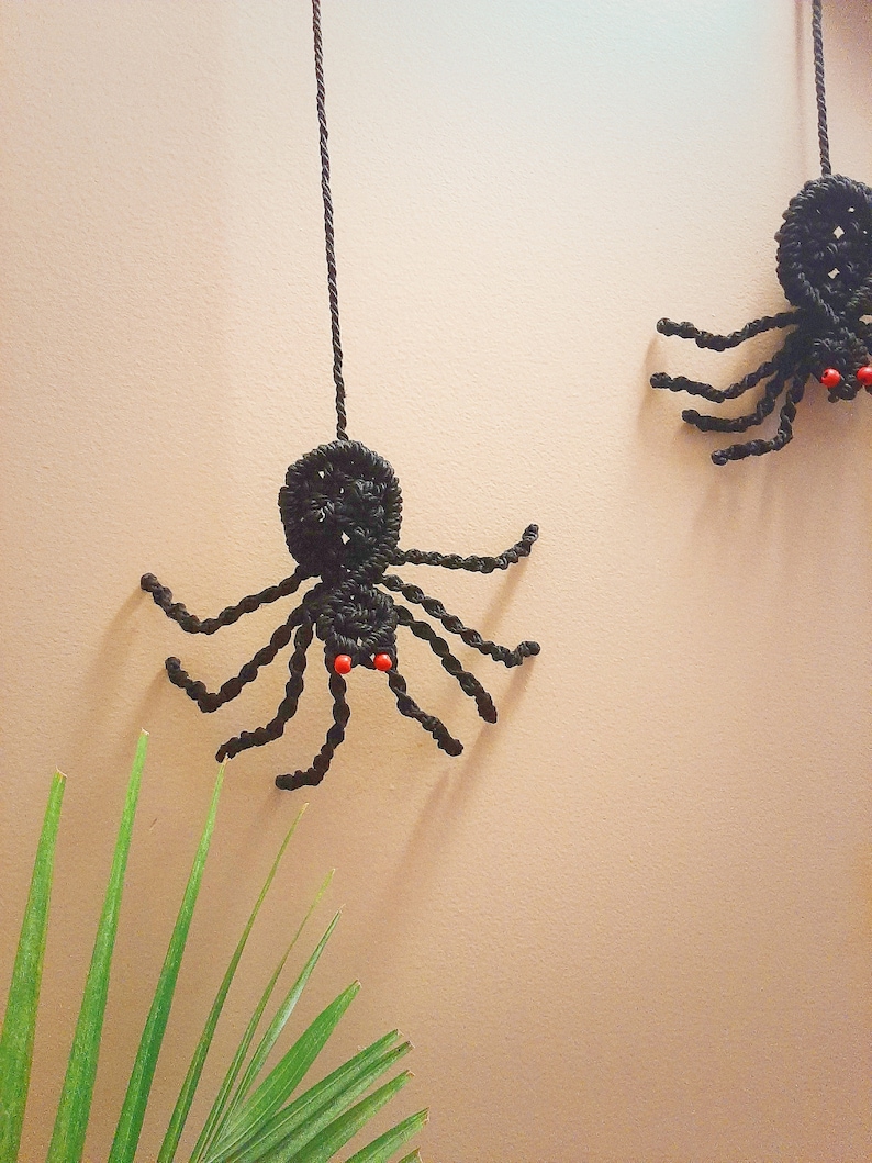 The easiest Macrame spider DIY tutorial for beginner basic knots guide included video tutorial and PDF image 6