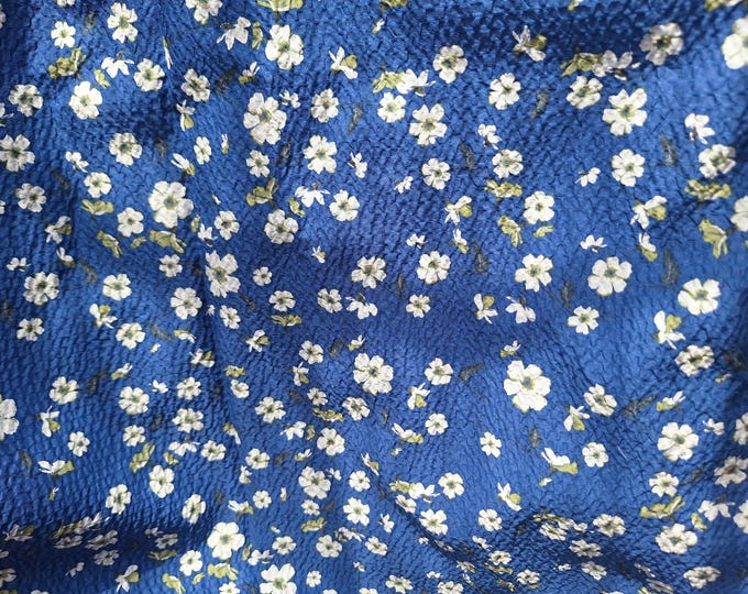 Blue & White Floral Cotton Fabric: Salt-Shrunk Quilting Sewing - 51" Width