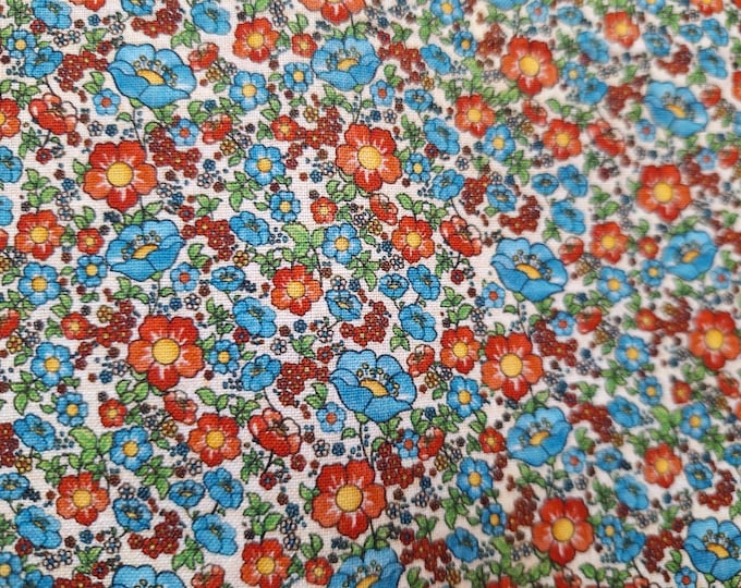Red and Blue Floral Cotton Fabric: Vintage Style Quilting Sewing Material