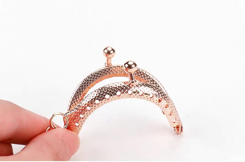 2" Metal Kiss Lock Purse Frame with Keyring - FREE Pattern (5.5cm Clutch Frame) image 9