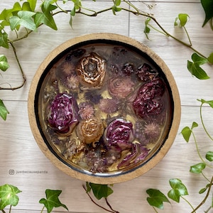 Floral Resin Art, Real Flowers Art, Unique Home Decor, Circular Art, Real Flowers Painting, Botanical Art,