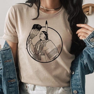 Maglietta "No More Stolen Sisters", Maglietta MMIW, Maglietta donne indigene, Magliette uguaglianza, Magliette femminismo, Maglietta unisex di sensibilizzazione, Maglietta nativa americana
