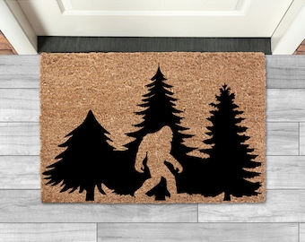 Bigfoot Sasquatch Welcome Mat, Rustic Forest Cabin Porch Decor