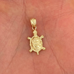 14k Solid Yellow Gold Turtle Pendant Nautical Charm