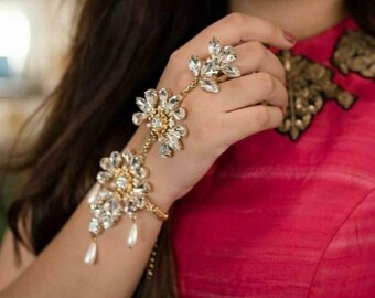 hand jewellery for wedding