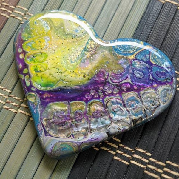 Pierre de Santorin en forme de coeur, roche peinte, grand cadeau, acrylique pour