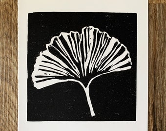 Ginkgo | linocut print | leaf | black and white