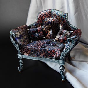 Handmade Doll Chair 1/6 Scale  – Victorian-Style BJD Furniture, Miniature Chair for Blythe, Dollhouse & Diorama Decor