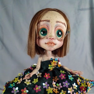 Ball Jointed Doll with Beautiful custom clothes and accessories, Poseable bjd art dolls from Resin, 10 inch-25 cm [Flower Meadow]