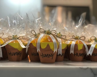 Winnie the Pooh themed Hunny Pot party favor