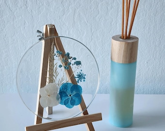 Blue and White Pressed Flower Resin Tray | Floral Jewelry Dish | White and Blue Flower Vanity Tray | Flower Tray made with real dried flower