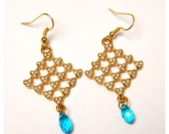 Boucles d'oreilles romantiques, plaqué or, cristal bleu, losange avec strass, bijoux artisanaux, fait main, cadeau femme