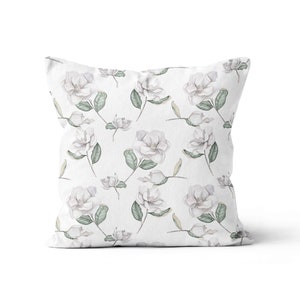 Magnolia "Little Gem" Cushion / Throw Pillow Cover