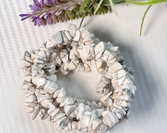 Howlite Chip Bracelet