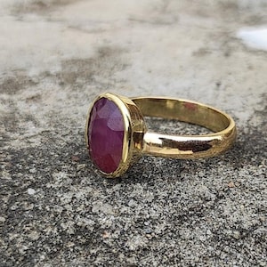 Anillo de rubí natural certificado / Piedra Manik de corte ovalado / Anillo astrológico Panchdhatu / Joyería de piedras preciosas unisex