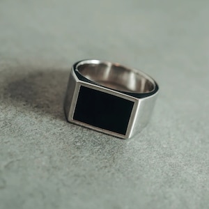 Silver Rings for Men, Silver Signet Ring, Black Onyx Ring, Men Signet Ring, Vintage Styled Black Stone Signet Ring Men, Mens Signet Ring