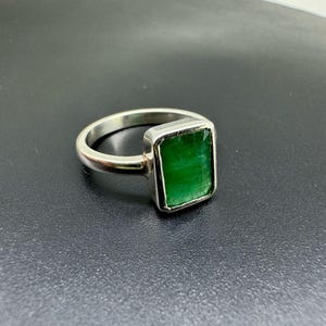 Natural & Certified 5 to 8 Carat Emerald Cut Green Emerald/ Panna Ring in Silver, Astrology Gemstone Ring, May Birthstone Ring, Unisex Ring