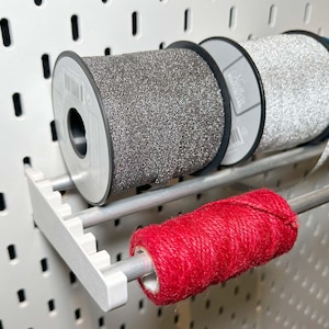 Portarotolo – Contiene QUALSIASI tipo di rotolo (nastro, nastro, tovagliolo di carta...) per il pannello forato IKEA SKADIS