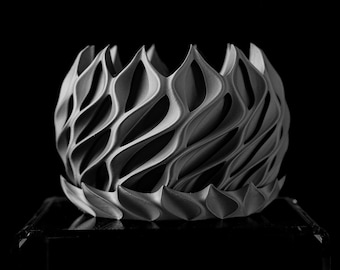 Verdrehter Blumentopf