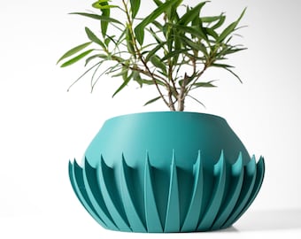 Lavis Planter Pot