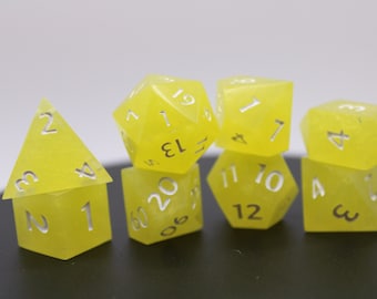 Sun Beam | Yellow Polyhedral 8 Piece Dice Set
