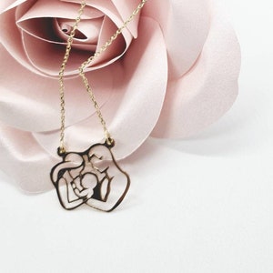14 k gold Familie Halskette, personalisierte Anhänger, Halskette für Mama, Geschenk für Frauen, zarte Halskette, Geschenk für glückliche Familie, Mama Papa und Sohn Geschenk.