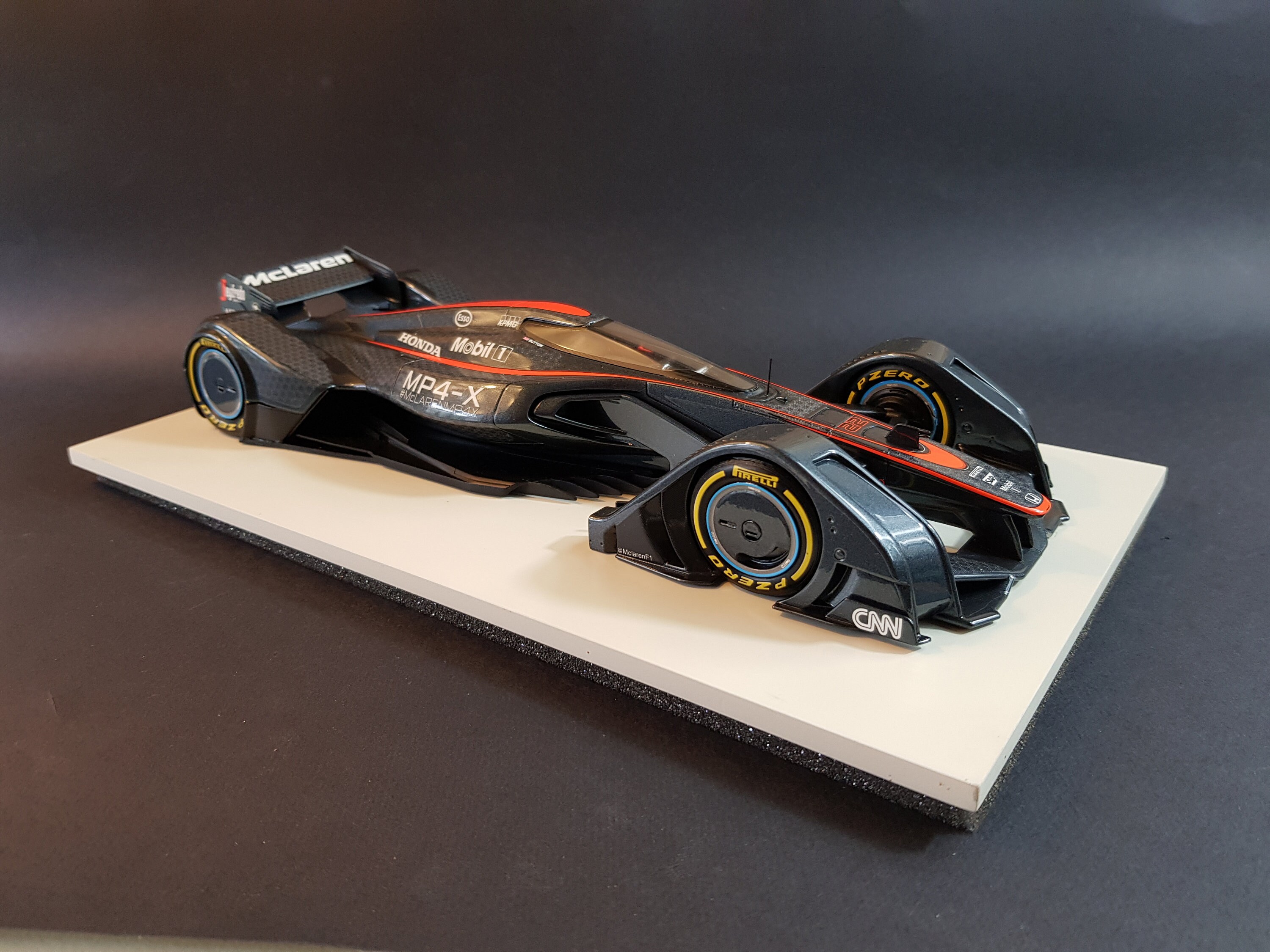 1:18,mclaren,mp4-x,f1,concept Car,2015,button,spark,boite