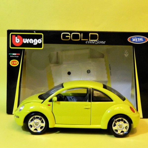 New Beetle 1:18,Wolkswagen,jaune 1998,Burago,GOLD Collezione Die Cast moulé sous pression métal avec ouvrants et sa boite d'origine