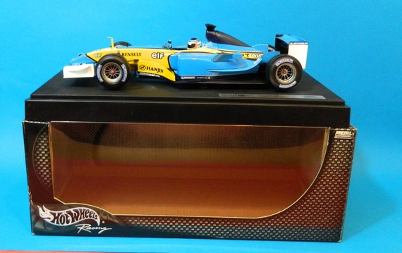 未開封 1/18 ルノー F1チーム R23 ヤルノ トゥルーリ ホットウィール 1/18 ルノー F1 R23 - ヤルノ・トゥルーリ レーシング