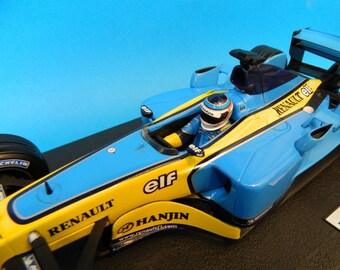 Miniature F1 1/18 Mild Seven Renault F1 Team R202 - Jarno Trulli - Universal Hobbies