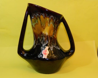 Vase,"danseur" de la fabrique Fady,Vallauris,glaçure vernissée avec deux anses céramique régionale vintage Hauteur 34cm Largeur 30cm