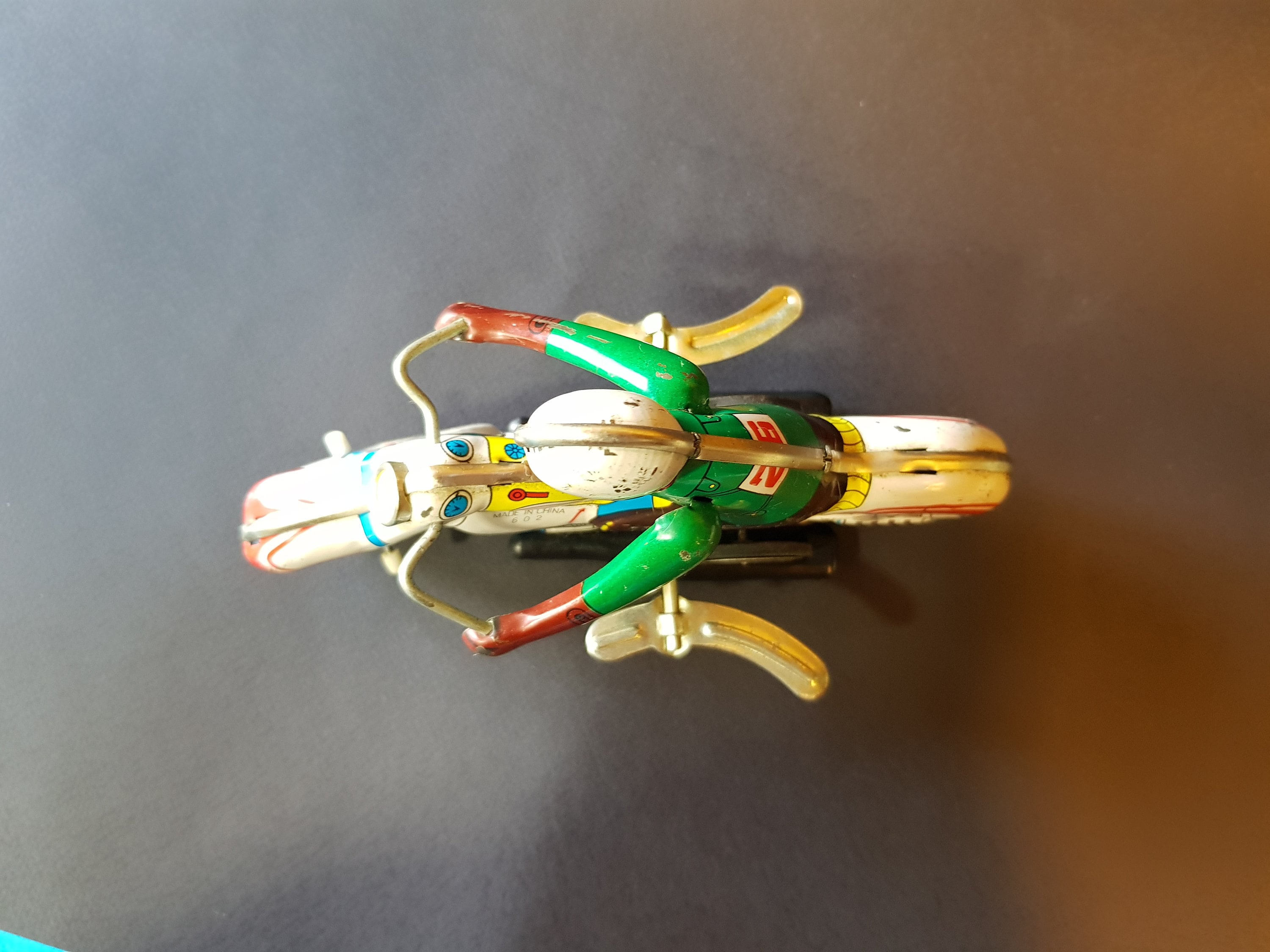 1950年代のヴィンテージブリキ製オートバイおもちゃ、ゼンマイ式 MS