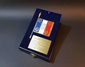 Médaille,de table,sur velours,distinction,commémorative,coffret, plaque,cuivre,gravée,drapeau,Français,Pichard Balme,Saumur,France