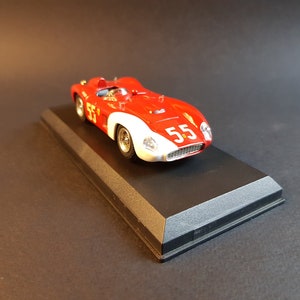 1:43,ferrari,500,TR,#55,Monza,1956,Carini,Bordoni,rouge,blanc,boite vitrine,surboite carton,Art Model,made in Italy