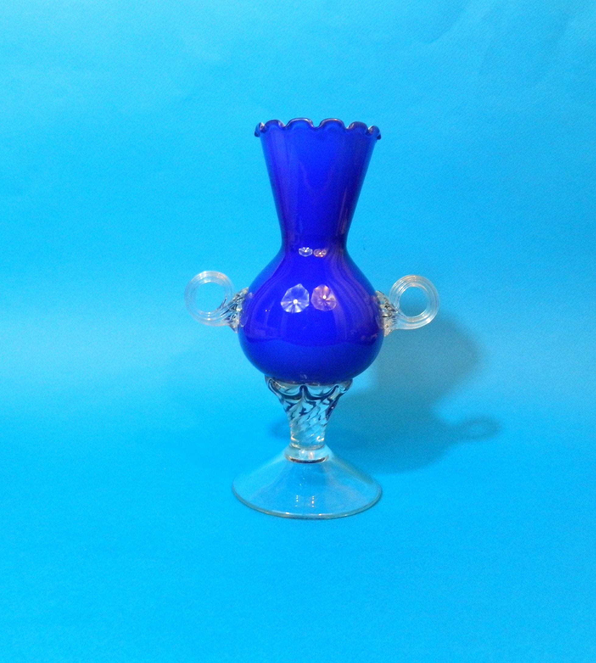 Soliflore Cristal de Murano Bleu Cobalt Anses et Pied Torsadés Transparent Lourd Solide Diametre 14c