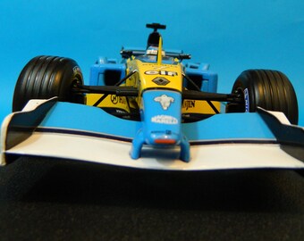 Hotwheels Racing Renault F1 Team R23 – Jarno Trulli – Figurine Neuve Sous Blister, Mattel 2000, échelle 1:18