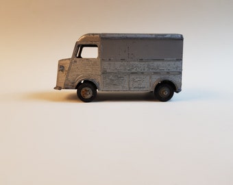 Tomica Citroën 1200Kgs Rémy Martin